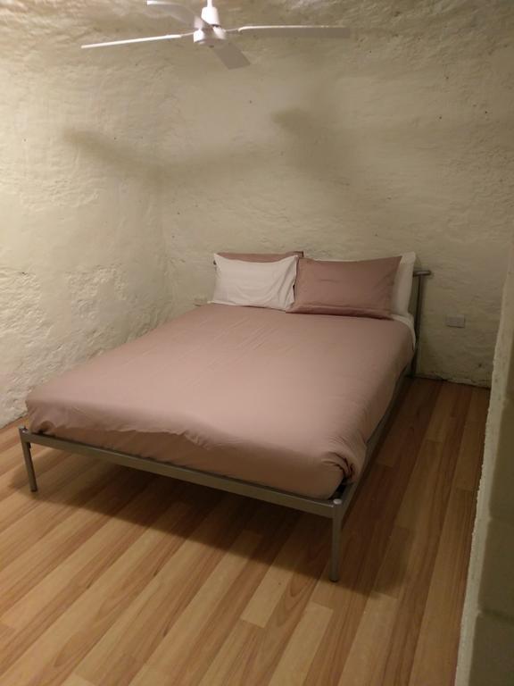 Cave Place Units Coober Pedy Eksteriør billede