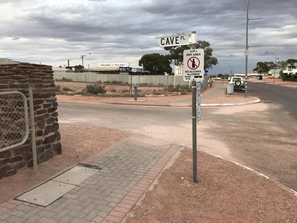 Cave Place Units Coober Pedy Eksteriør billede